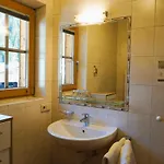 Lederer Zuhaus Lejlighed