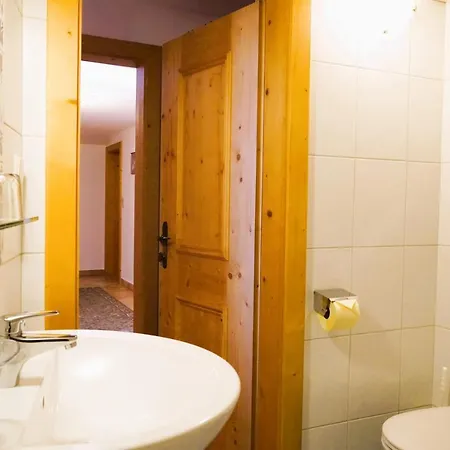 Lederer Zuhaus شقة